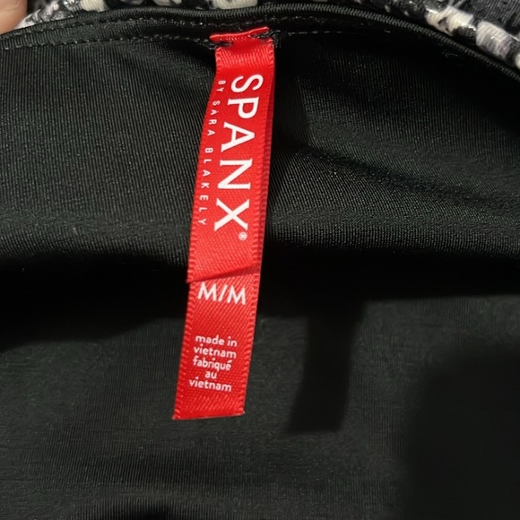 Spanx Snake Print Leggings Size Medium - Picture 7 of 11